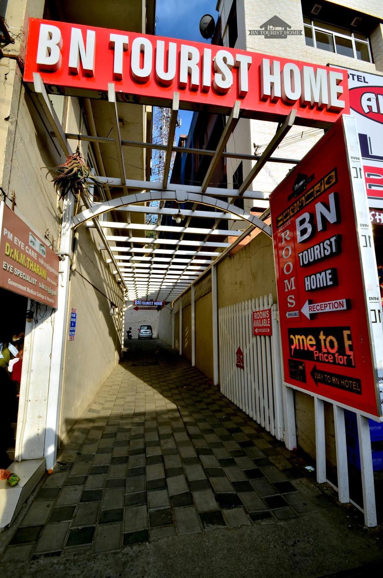 Bn Tourist Home Ooty Extérieur photo
